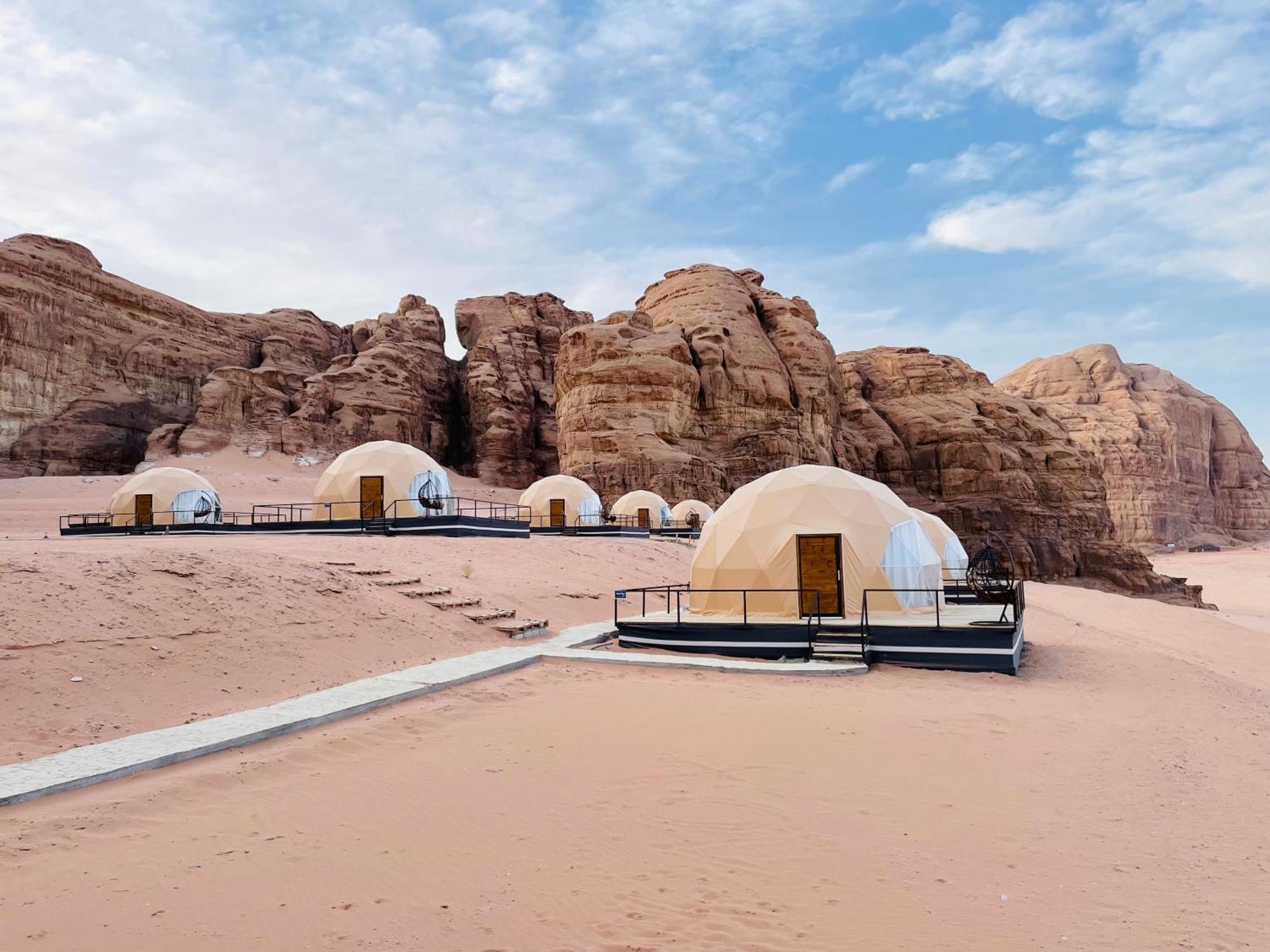 Daniela Camp Wadi Rum Bagian luar foto