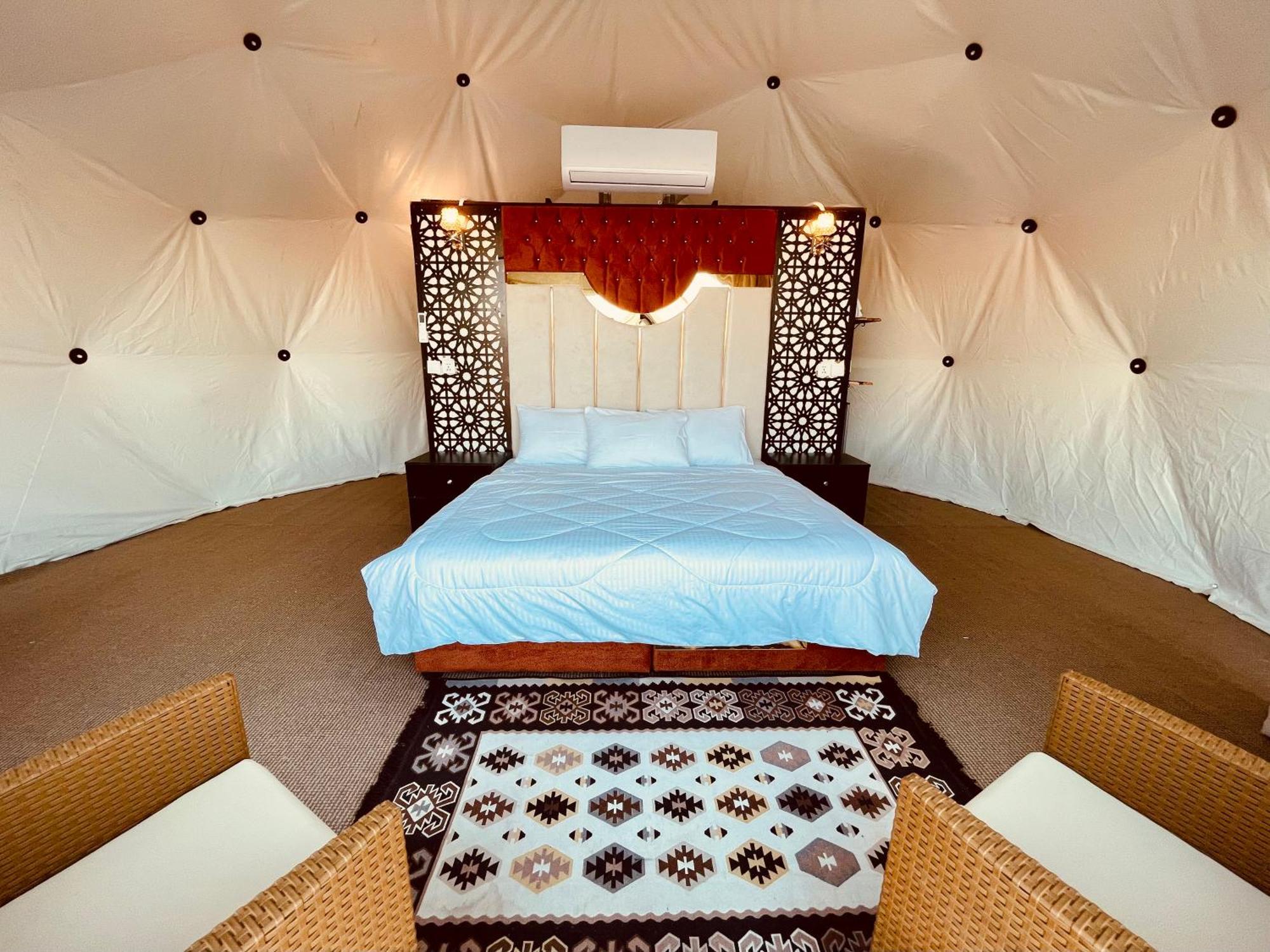 Daniela Camp Wadi Rum Bagian luar foto